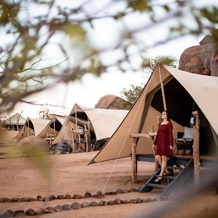 Willa Twyfelfontein Adventure Camp Khorixas Zewnętrze zdjęcie